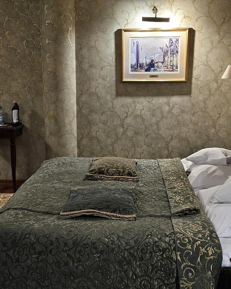 12 Olive Green Bedroom Decor Ideas for a Calm, Earthy Retreat