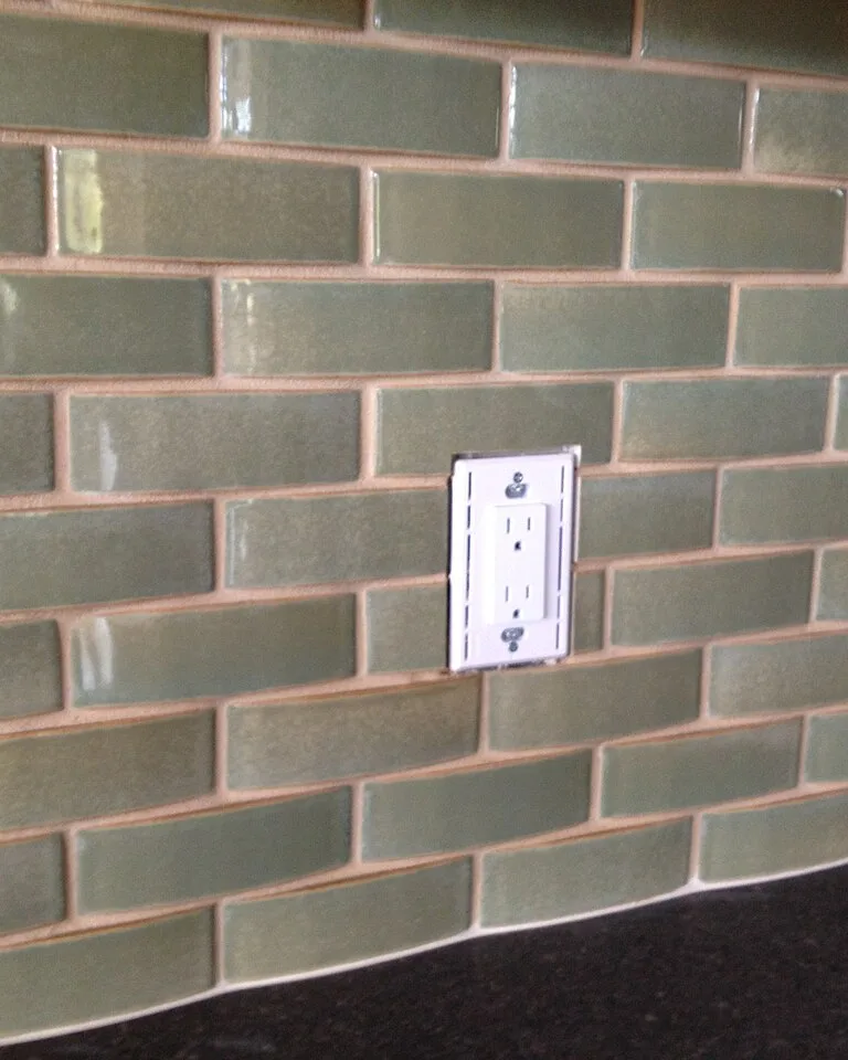 Tiled kitchen backsplash